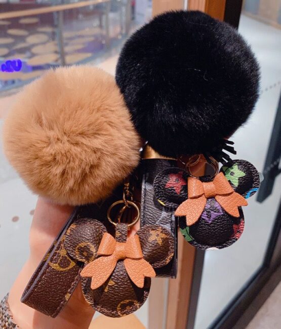 Pom pom  Fashion Leather keychains